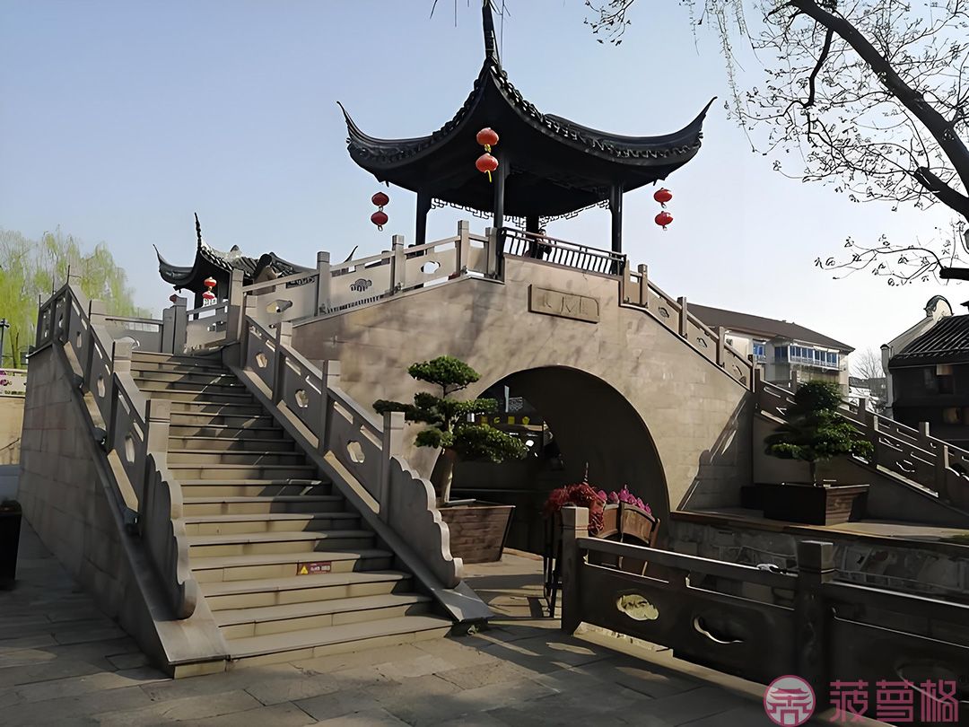 装饰性石拱桥，传统与美学的完美结合